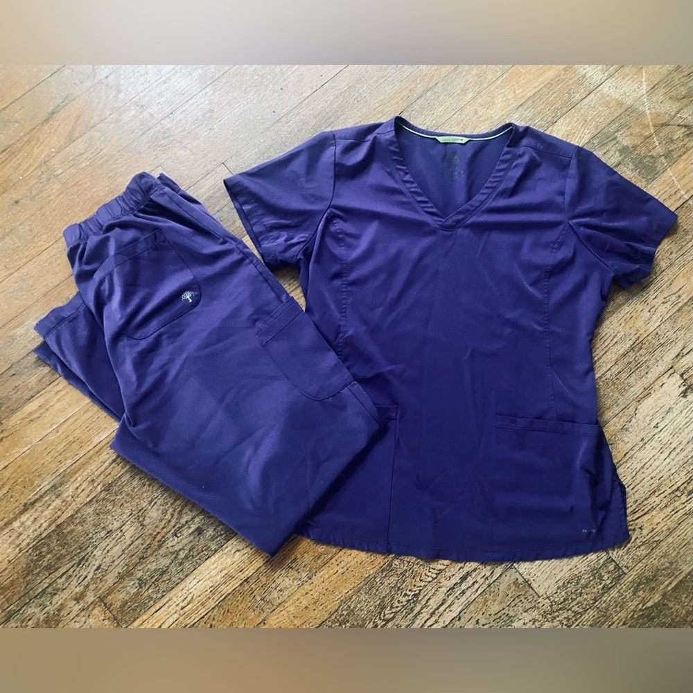 Healing Hands grape scrub set